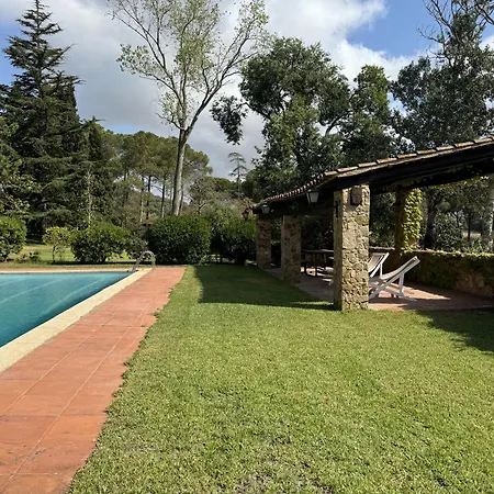 En Mont-ras, Palafrugell, Costa Brava Villa *