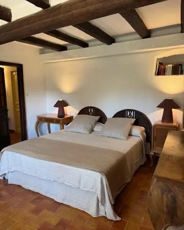 En Mont-ras, Palafrugell, Costa Brava Villa Montras